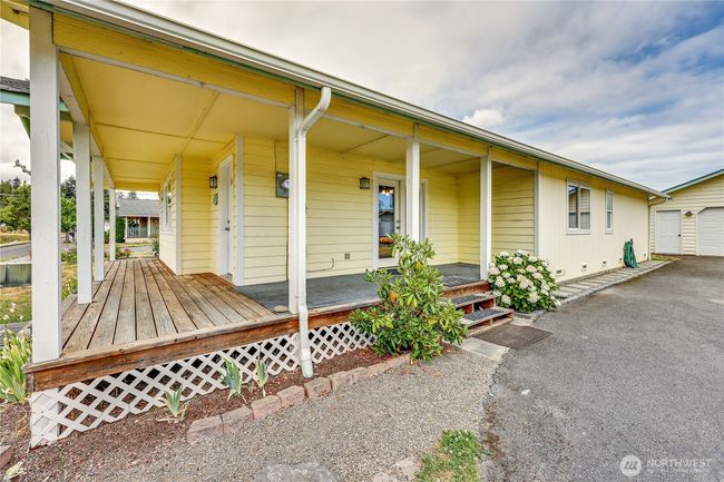 111 Alpine Loop, House other with 4 bedrooms, 2 bathrooms and 1 parking in Sequim WA | Image 4