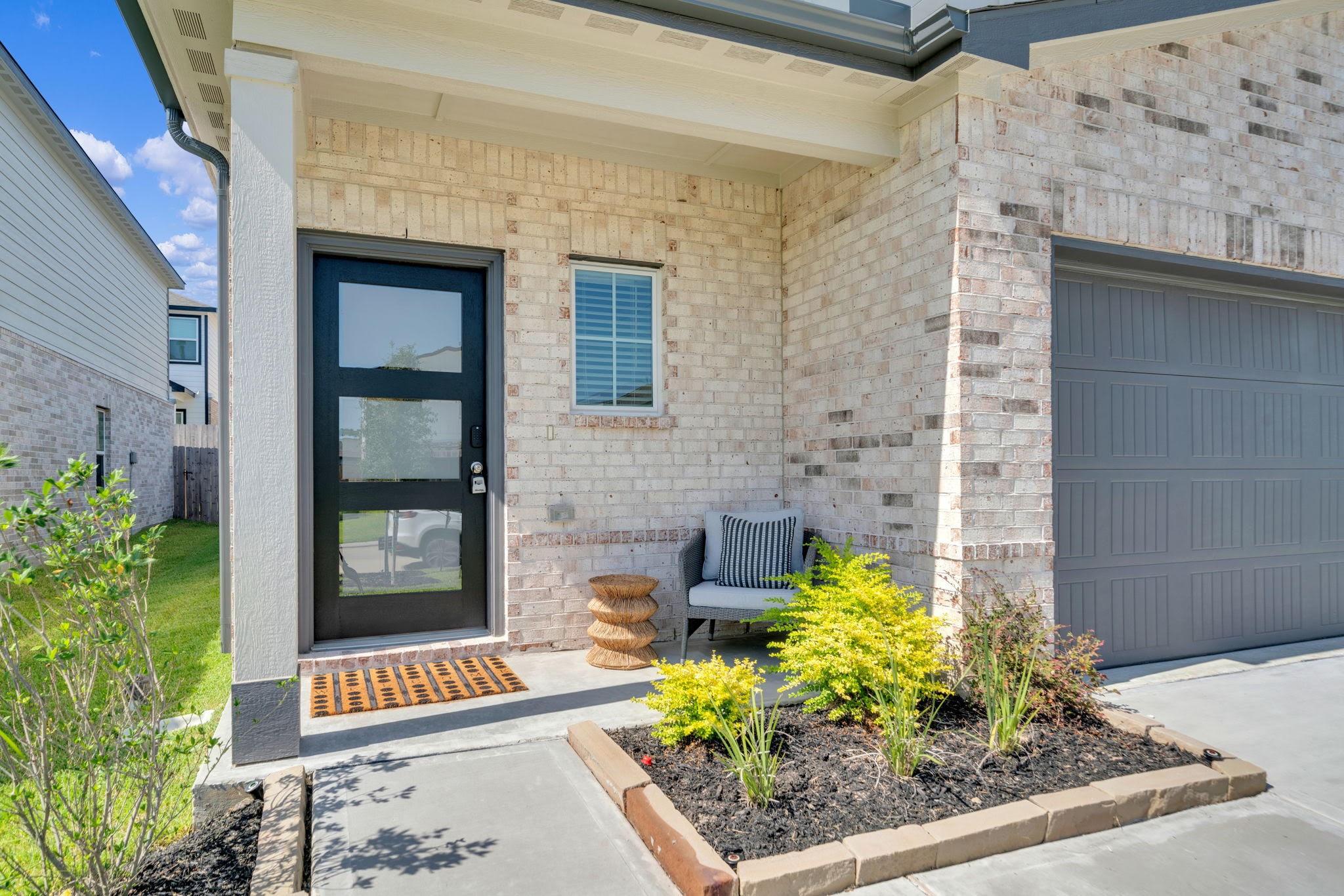 Residential Lease in Magnolia 5