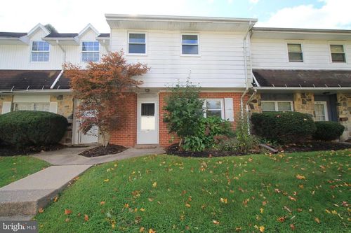 apt-c-1111 W Aaron Dr, STATE COLLEGE, PA, 16803-3102 | Card Image