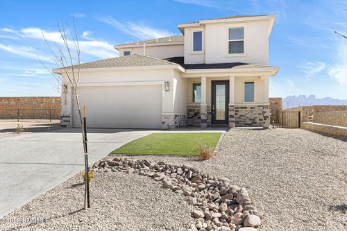2290 Torreon Rd, Las Cruces, NM, 88012-8080 | Card Image