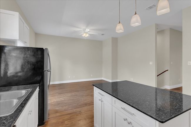 435 N Woods St, Townhouse with 2 bedrooms, 2 bathrooms and null parking in Sherman TX | Image 12