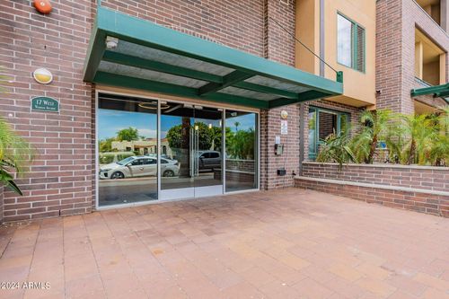 11-17 W Vernon Ave, Phoenix, AZ, 85003-1076 | Card Image
