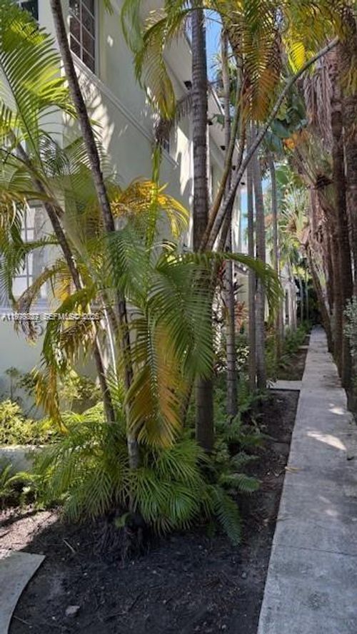 apt-11-1561 Lenox Ave, Miami Beach, FL, 33139-3360 | Card Image