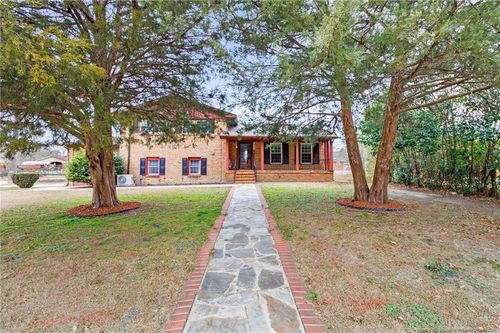 612 Freda Ct, Spring Lake, NC, 28390-3010 | Card Image