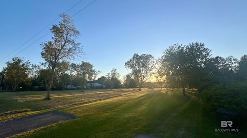 19235 Baldwin Beach Expy, Summerdale, AL, 36580-4086 | Card Image