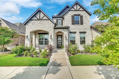 1807 Coopers Hawk Dr, Arlington, TX, 76005-1413 | Card Image