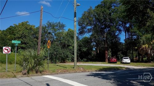 2603 Drayton St, Savannah, GA, 31401-9140 | Card Image