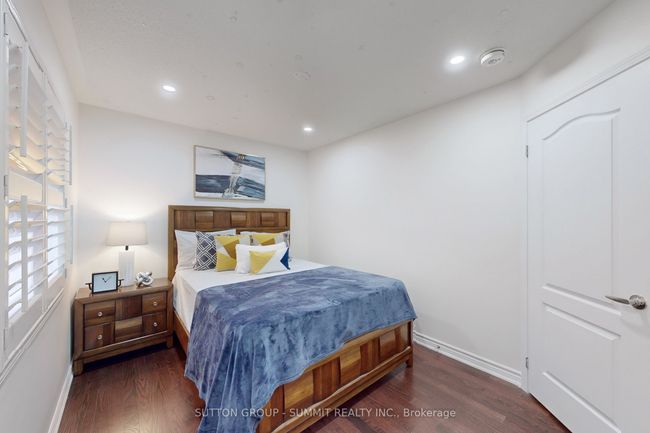 1558 Clitherow St, House other with 4 bedrooms, 3 bathrooms and 1 parking in Milton ON | Image 35