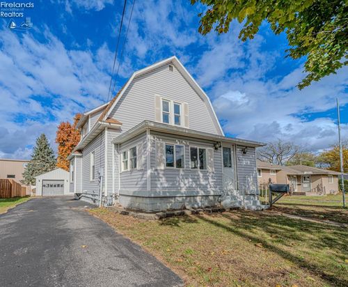 165 Fairhome Ave, Clyde, OH, 43410-2005 | Card Image