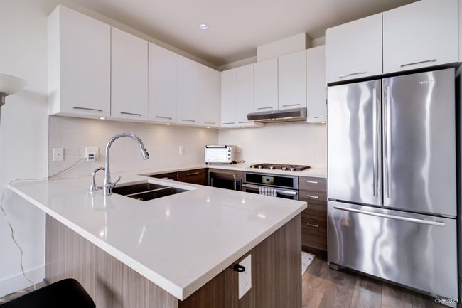 2 - 8598 River District Crossing, Townhouse with 3 bedrooms, 2 bathrooms and 2 parking in Vancouver BC | Image 5