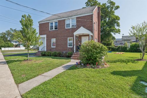 75-75-77 Center Ave, Bay Shore, NY, 11706-7225 | Card Image