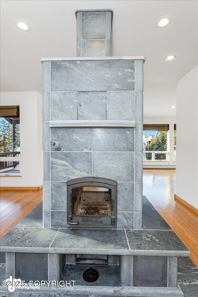 29 Wood Stove | Image 30