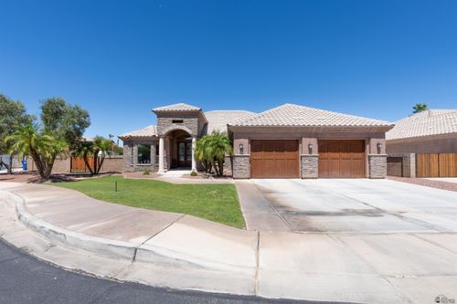 3976 S Plowman Dr, Yuma, AZ, 85365-6713 | Card Image
