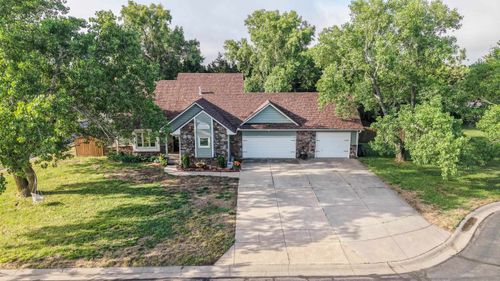 11 N Hopper Ct, Goddard, KS, 67052-8841 | Card Image