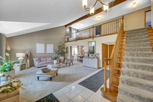 3226 Mallard Dr, Homewood, IL, 60430-4301 | Card Image