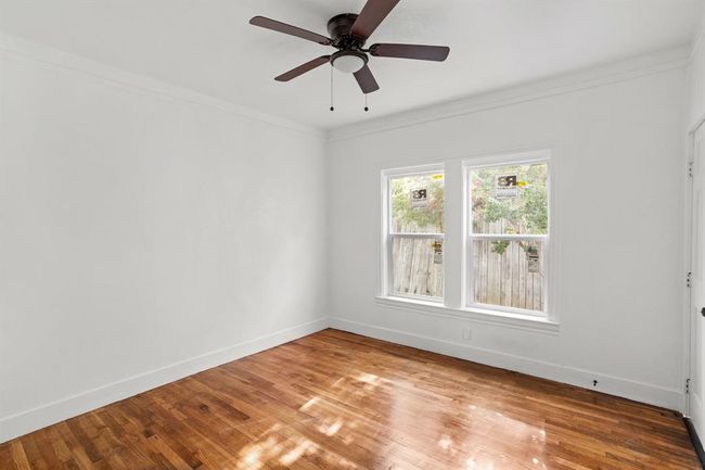 227 Carroll St, House other with 4 bedrooms, 2 bathrooms and 1 parking in San Antonio TX | Image 9