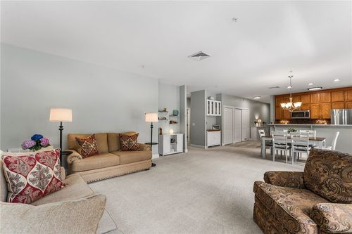 108-301 Church St, South Kingstown, RI, 02879-2949 | Card Image
