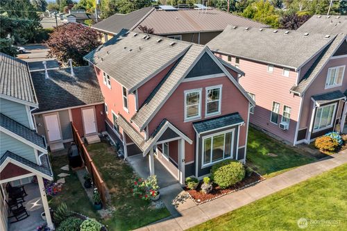 4-1720 Garfield St, Enumclaw, WA, 98022-2416 | Card Image