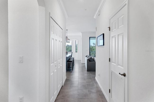 UNIT-405 - 18114 Gawthrop Dr, Condo with 2 bedrooms, 2 bathrooms and null parking in BRADENTON FL | Image 4