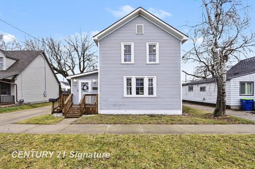 1107 Bradfield St, Bay City, MI, 48706-4029 | Card Image