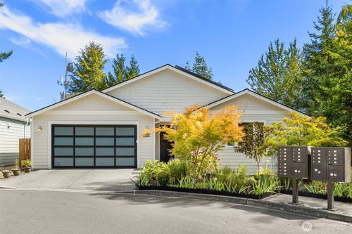 720 Fords Ct Nw, Bainbridge Island, WA, 98110-5326 | Card Image