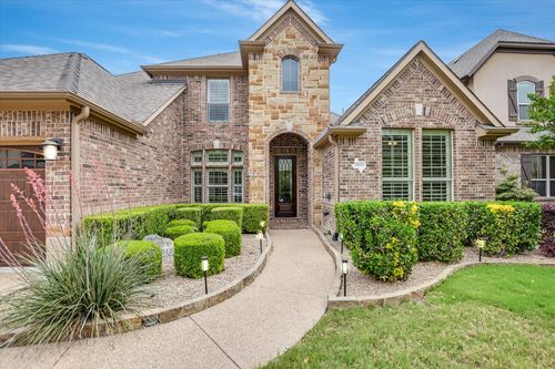 16012 Zagros Way, Austin, TX, 78738-4000 | Card Image