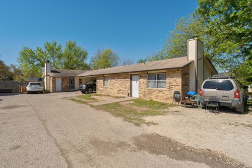 413 Thelma Dr, Austin, TX, 78745-5654 | Card Image