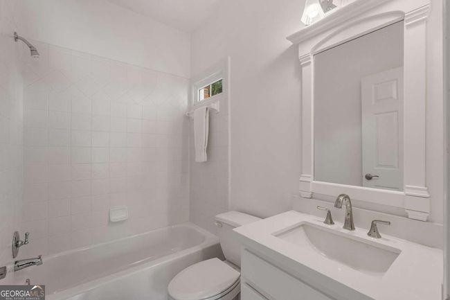 5080 Riverlake Dr, House other with 6 bedrooms, 6 bathrooms and 3 parking in Peachtree Corners GA | Image 22