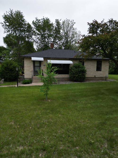 106 Oak Ave, Ottertail, MN, 56571-7160 | Card Image