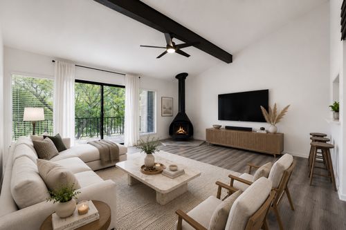 2-18801 Hogan Cir, Lago Vista, TX, 78645-8510 | Card Image