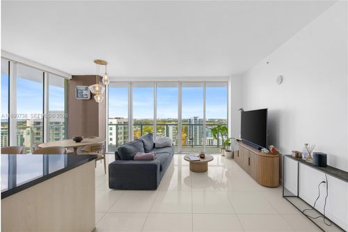 2401-s-79 Sw 12th St, Miami, FL, 33130-5201 | Card Image