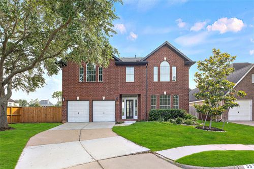 5910 Country Brook Ct, Sugar Land, TX, 77479-8961 | Card Image