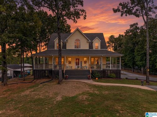 77 Autumn Acres Ln, Sylacauga, AL, 35150-7896 | Card Image