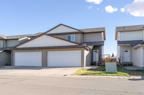 4-6802 50 Ave, Camrose, AB, T4V5C7 | Card Image