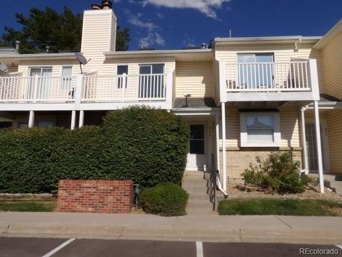 956 Pitkin Ct, Aurora, CO, 80017-3252 | Card Image