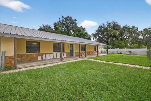 104 Apache Ln, Seffner, FL, 33584-4702 | Card Image