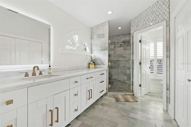 2819 Safe Harbor Dr, House other with 4 bedrooms, 5 bathrooms and null parking in Tampa FL | Image 60