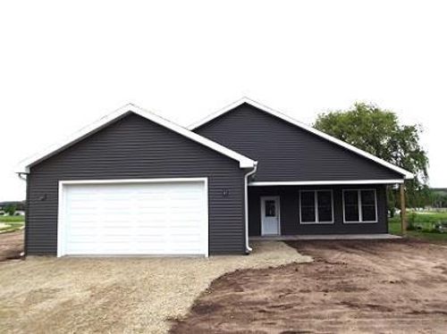 549 Tamarack Rd, Spring Green, WI, 53588-8824 | Card Image