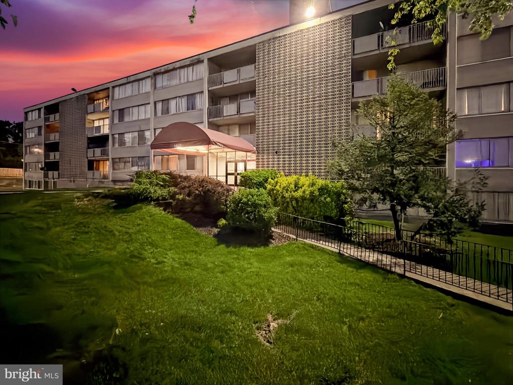 Residential in HYATTSVILLE 2