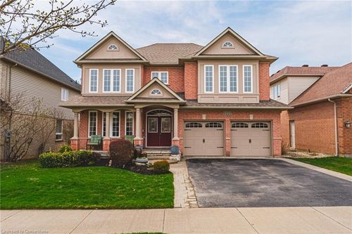 2222 Snead Rd, Burlington, ON, L7M4X2 | Card Image