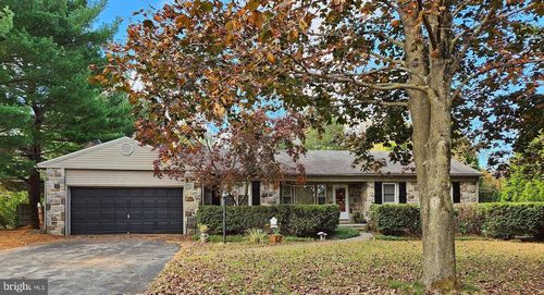 600 W Hoffecker Rd, POTTSTOWN, PA, 19465-9652 | Card Image