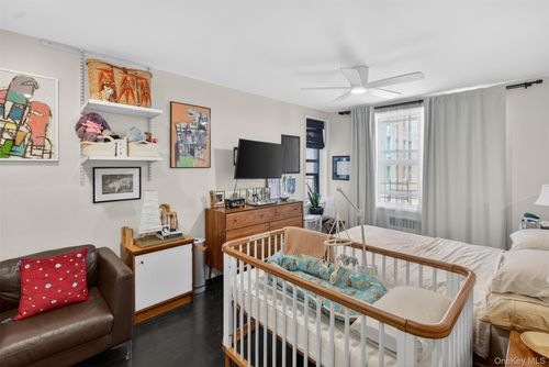 5k-10325 68th Ave, Forest Hills, NY, 11375-3211 | Card Image