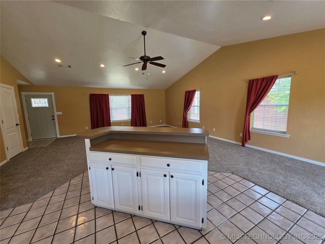 2202 Sycamore Rd, House other with 3 bedrooms, 2 bathrooms and null parking in McAlester OK | Image 8