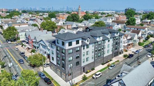 304-140 Avenue B, Bayonne, NJ, 07002 | Card Image