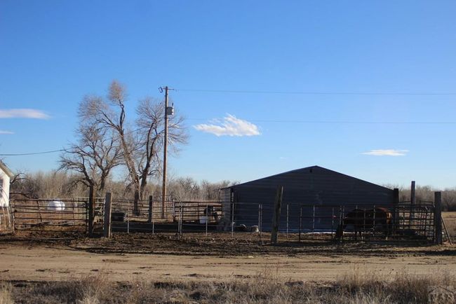 49300 E State Highway 96, House other with 3 bedrooms, 3 bathrooms and 1 parking in Avondale CO | Image 25