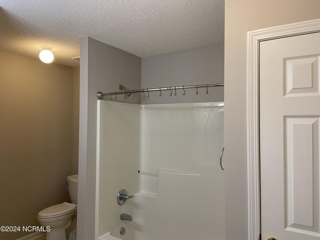 APT-202 - 4120 Breezewood Dr, Condo with 2 bedrooms, 2 bathrooms and null parking in Wilmington NC | Image 10