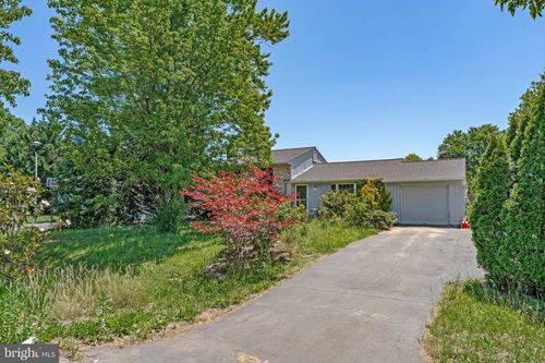 17313 Dowden Way, POOLESVILLE, MD, 20837-2143 | Card Image