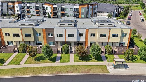 3-103 Willis Cres, Saskatoon, SK, S7T0X9 | Card Image