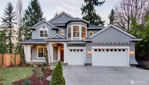 1914 108th Ave Se, Bellevue, WA, 98004-7325 | Card Image