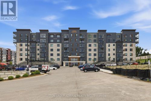 406-15 Kneeshaw Dr, Barrie, ON, L9J0X9 | Card Image